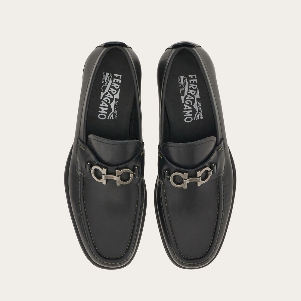 Salvatore Ferragamo Mens Black David
Gancini Bit Loafer, Size 8.5 D
